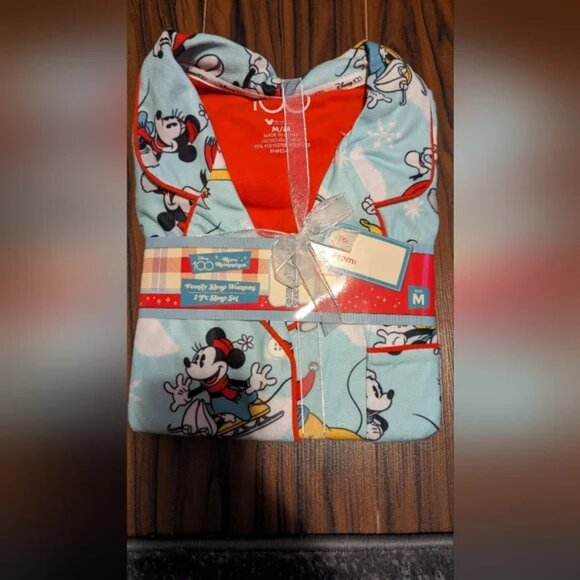 Disney 100 Retro reimagined Women's Size Medium Pajamas Brand New - Picture 1 of 9